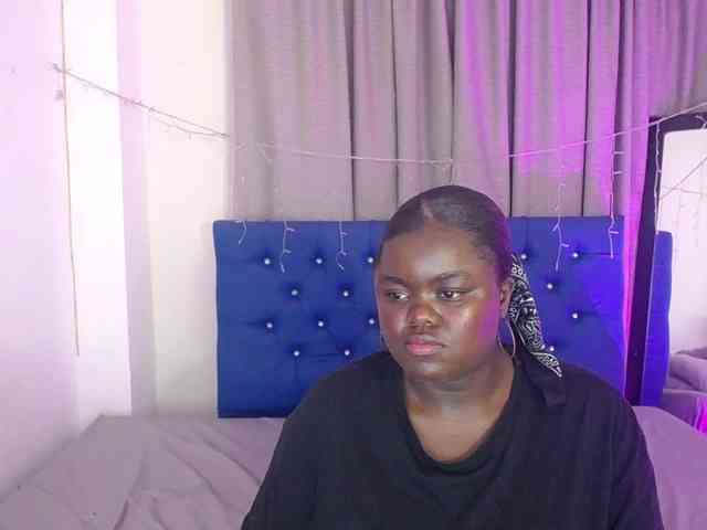neighbor-ebony webcam
