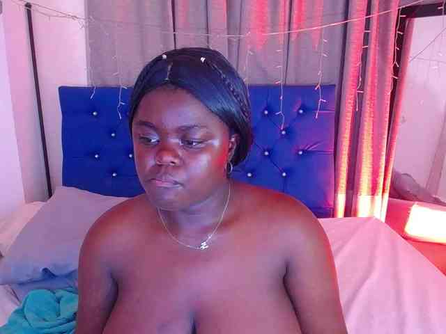 neighbor-ebony webcam