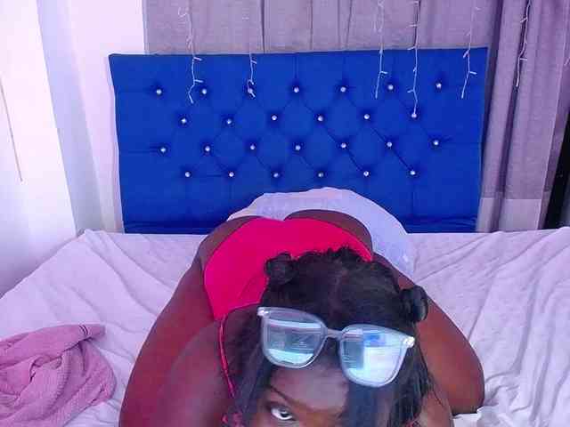 neighbor-ebony webcam