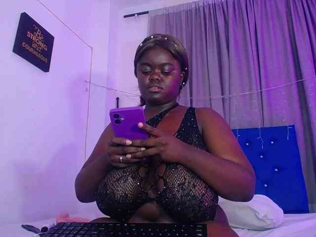 neighbor-ebony neighbor-ebony