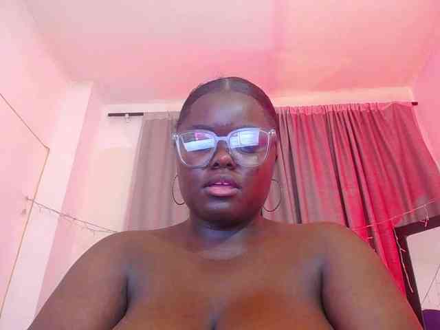 neighbor-ebony webcam