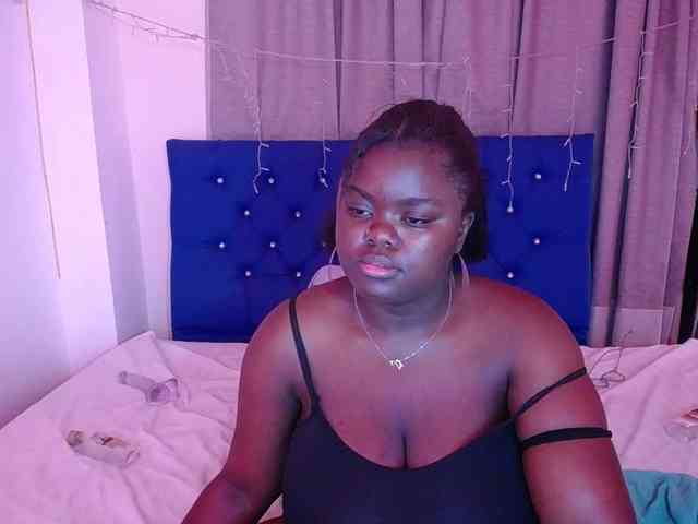 neighbor-ebony webcam