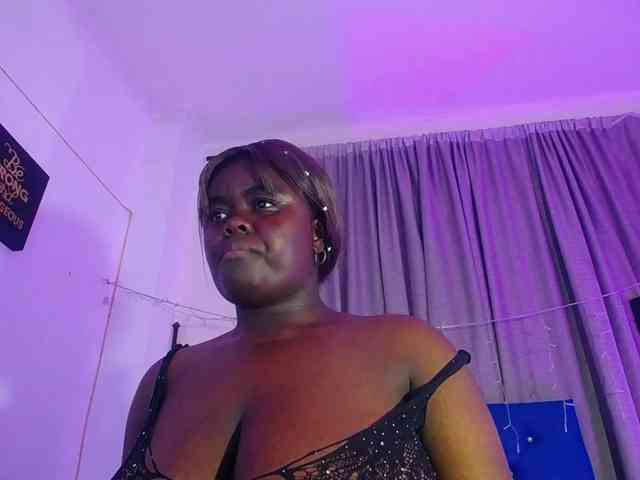 neighbor-ebony neighbor-ebony