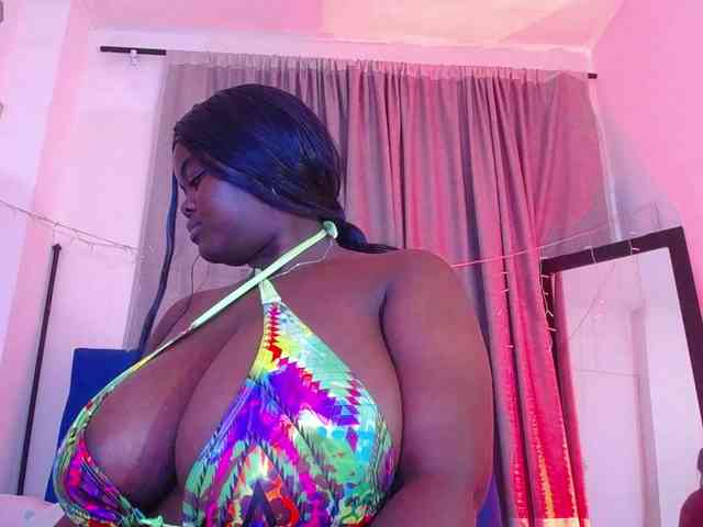 neighbor-ebony webcam