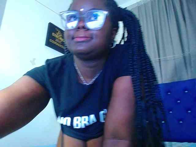 neighbor-ebony webcam