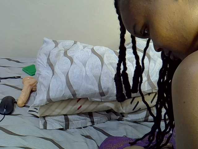 Sexytery's BongaCams show and profile