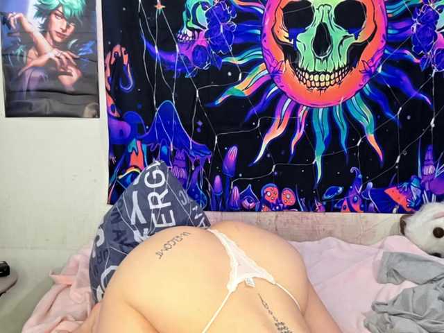 CatherynDowns live cam on BongaCams