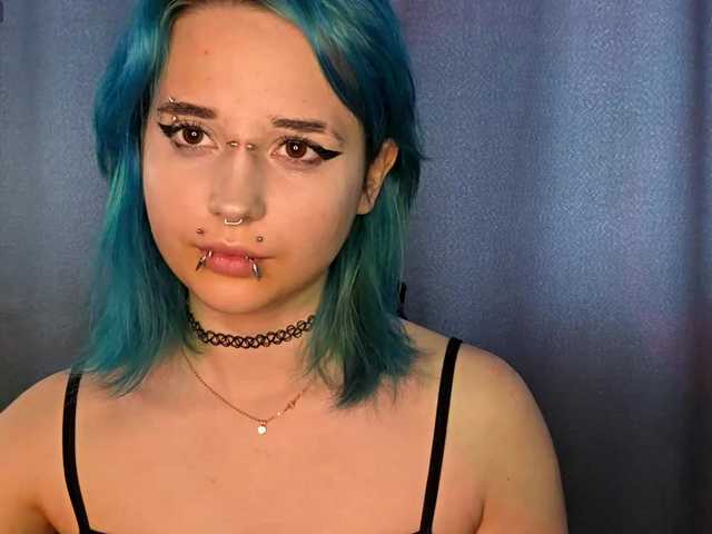CatherynDowns live webcam show
