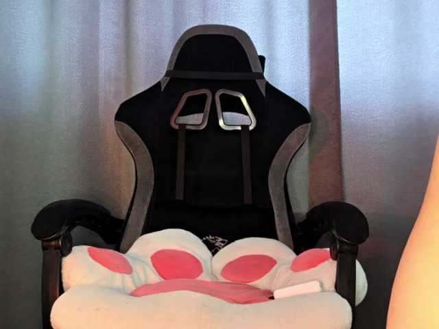 CatherynDowns live webcam show