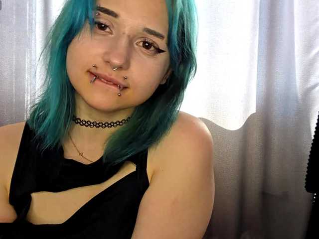 CatherynDowns live cam on BongaCams