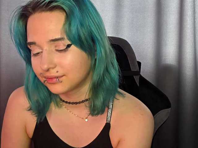CatherynDowns live cam on BongaCams