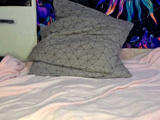 CatherynDowns live cam