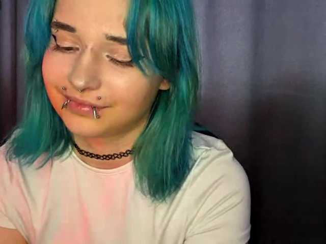 CatherynDowns live cam on BongaCams
