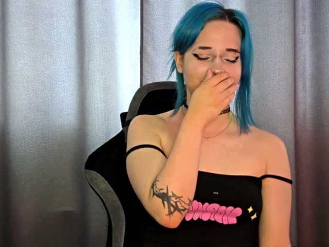 CatherynDowns live cam on BongaCams