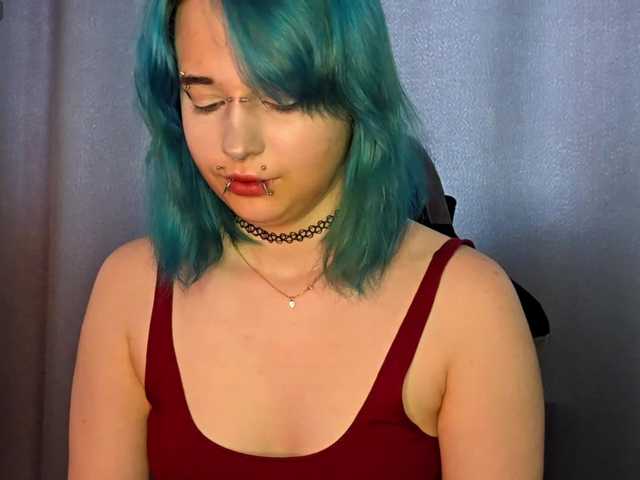 CatherynDowns live webcam show