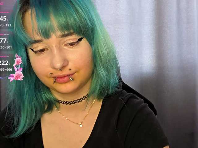 CatherynDowns live cam on BongaCams