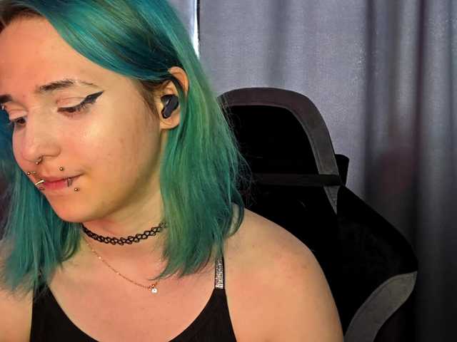 CatherynDowns live cam on BongaCams
