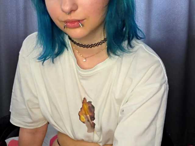 CatherynDowns live cam on BongaCams
