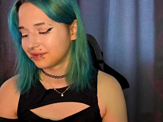 CatherynDowns live cam on BongaCams