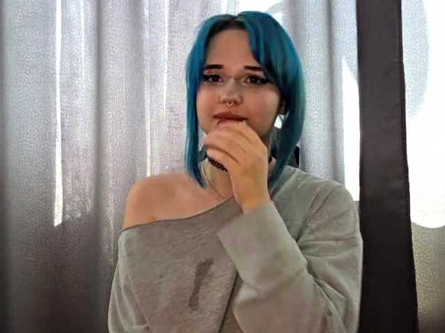 CatherynDowns live cam on BongaCams