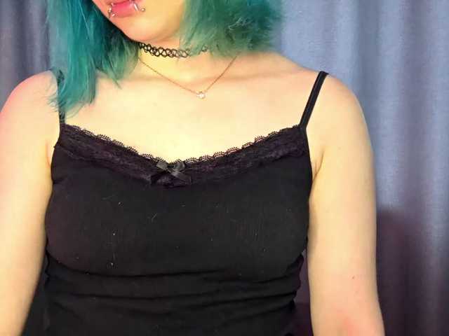 CatherynDowns live cam on BongaCams