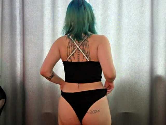 CatherynDowns live cam on BongaCams