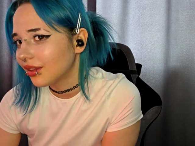 CatherynDowns live cam on BongaCams