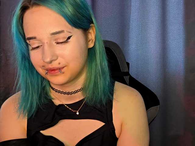 CatherynDowns live cam