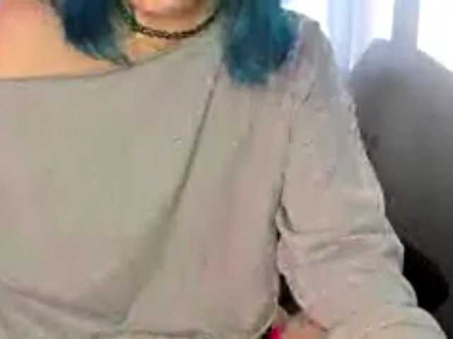 CatherynDowns live webcam show