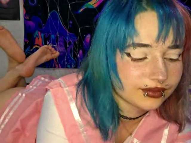 CatherynDowns live cam on BongaCams