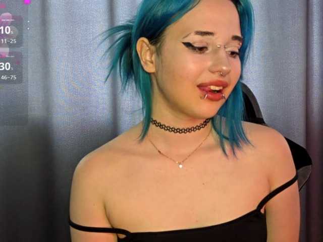 CatherynDowns live cam on BongaCams