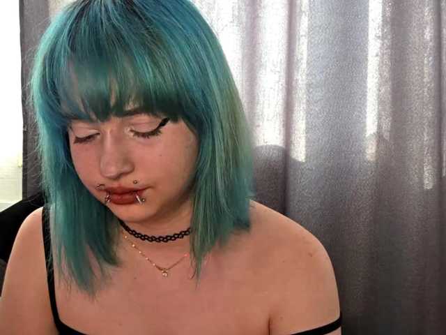 CatherynDowns live cam on BongaCams