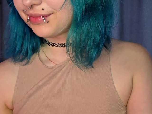 CatherynDowns live webcam show