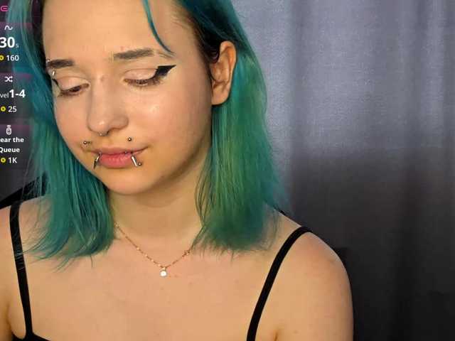 CatherynDowns live cam on BongaCams