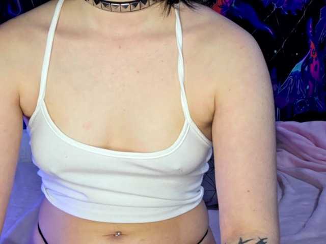 Sex chat gratuit in direct cu CatherynDowns pe BongaCams