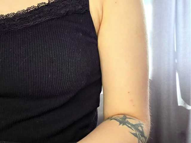 CatherynDowns live cam on BongaCams