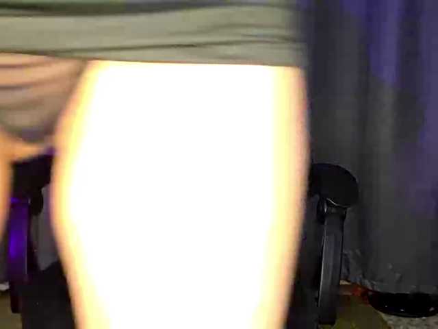 CatherynDowns live cam on BongaCams