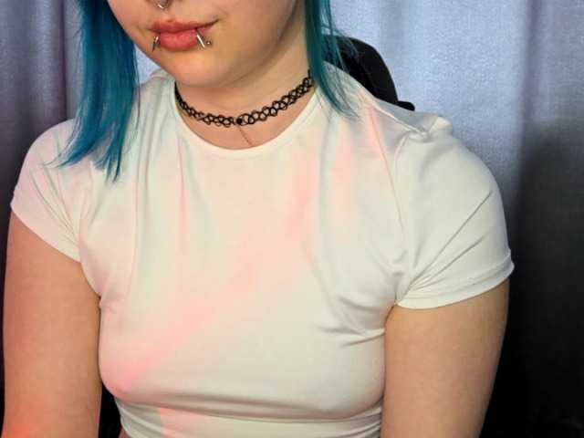 CatherynDowns live cam on BongaCams