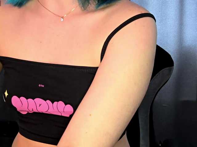 CatherynDowns live cam on BongaCams