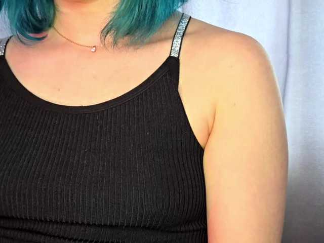 CatherynDowns live webcam show