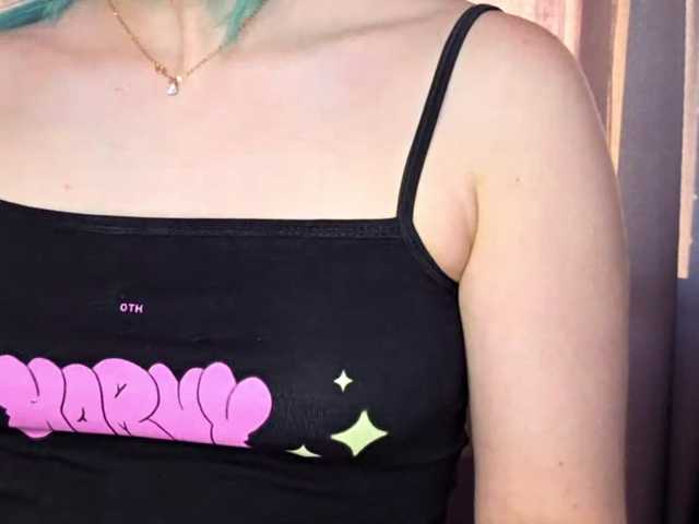 CatherynDowns live cam on BongaCams