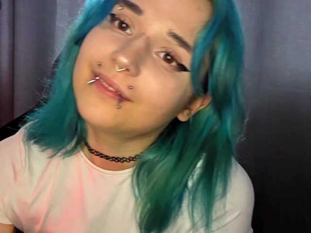 CatherynDowns live cam on BongaCams