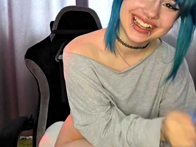CatherynDowns live cam on BongaCams