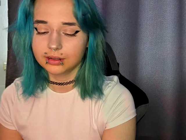 CatherynDowns live cam on BongaCams