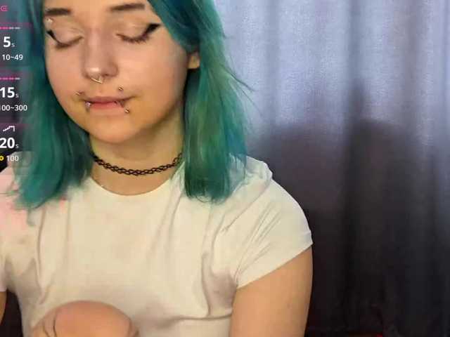 CatherynDowns live cam on BongaCams