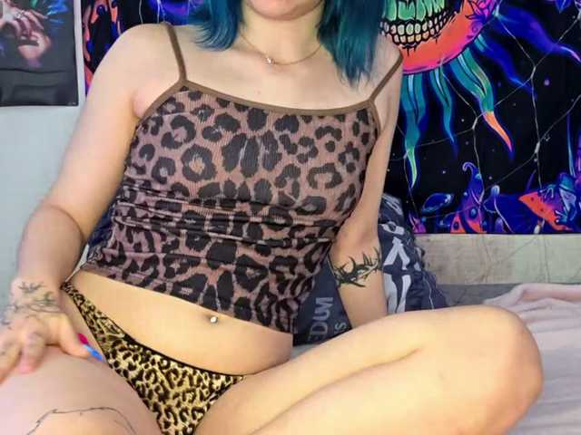 CatherynDowns live cam on BongaCams
