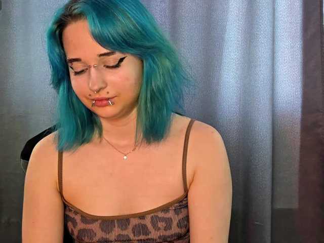 CatherynDowns live cam on BongaCams
