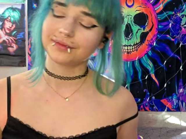 CatherynDowns live cam on BongaCams