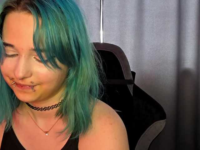 CatherynDowns live cam on BongaCams