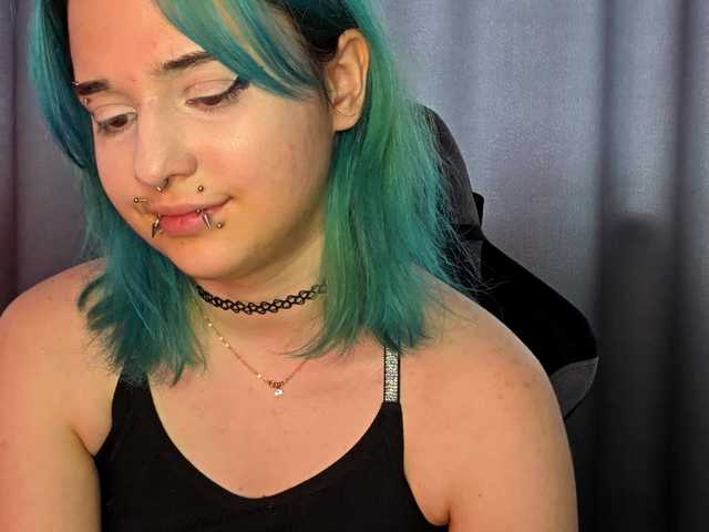 CatherynDowns live cam on BongaCams